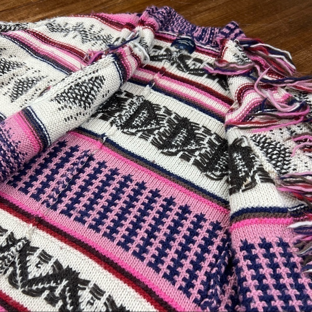 American Eagle Colorful Vibrant Fringe Cardigan Graphic size Medium Western Rare - Picture 4 of 11